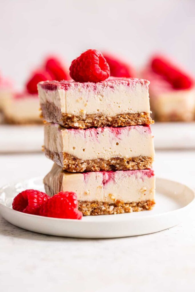 14. Paleo Rasberry cheesecake bars: