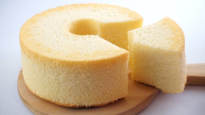 7. Steamed Sponge Cake with Rich Coconut Milk Infusion 