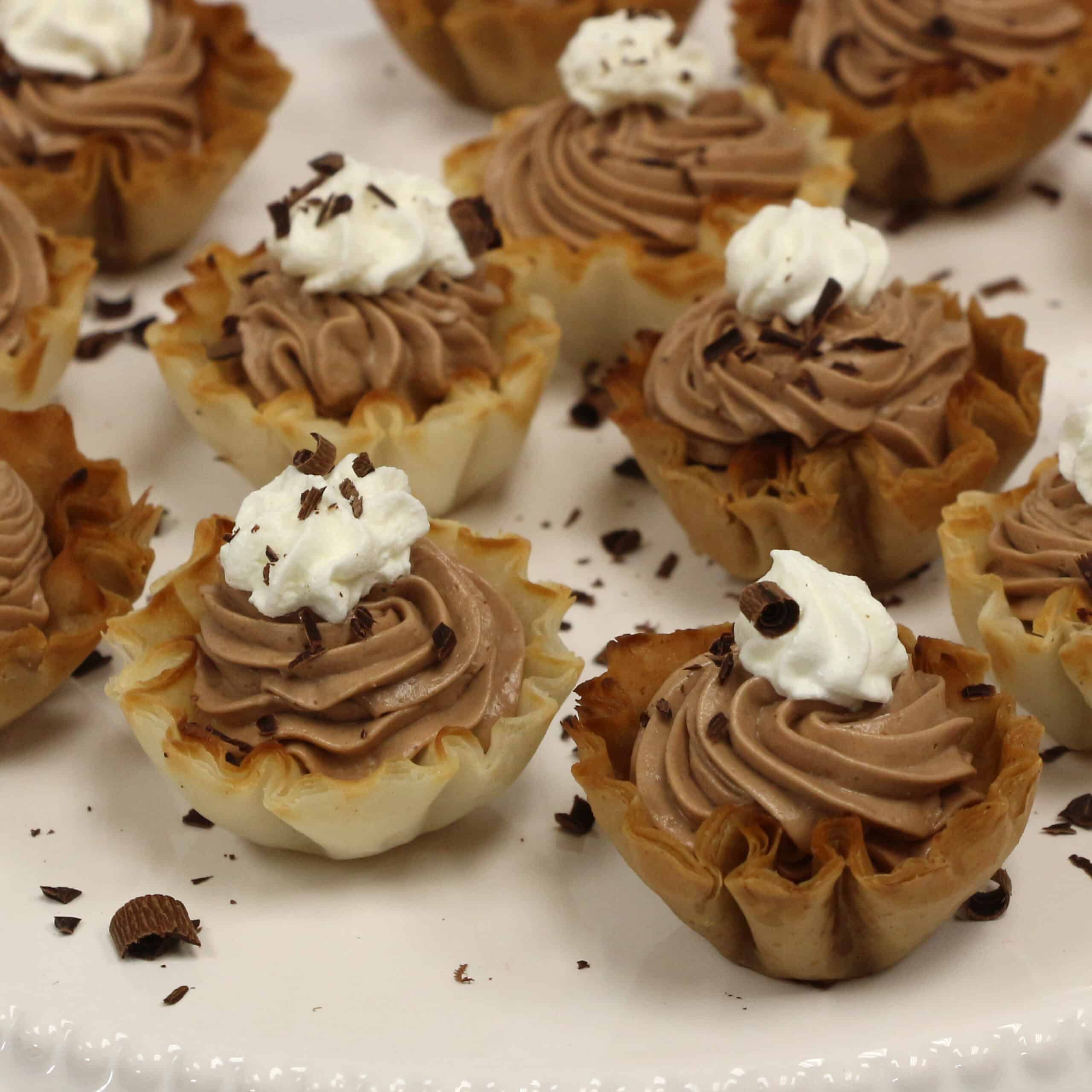 4. Graham Cracker and Phyllo Cups Dessert Delights: A Perfectly Crispy-Sweet Combination 