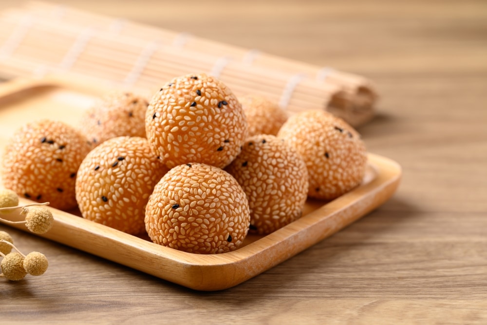 Sesame Ball Fried Glutinous Rice Flour Coated With Sesame Seeds