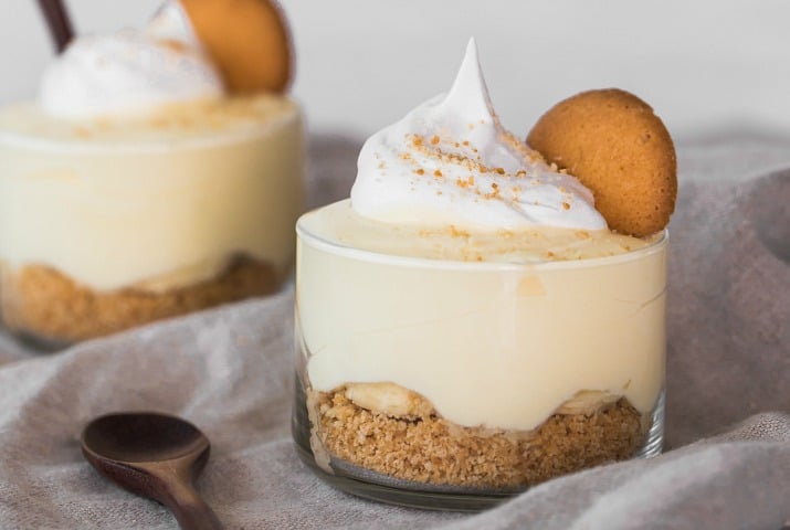 3. Cookies & Cream Vanilla Pudding Mini Dessert Cups: A Delightful Bite-Sized Treat 