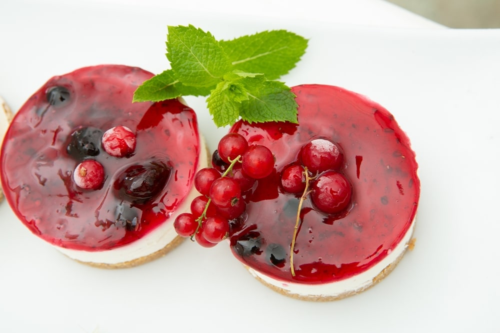 Mini Cheese Cake With Berries And Cranberries