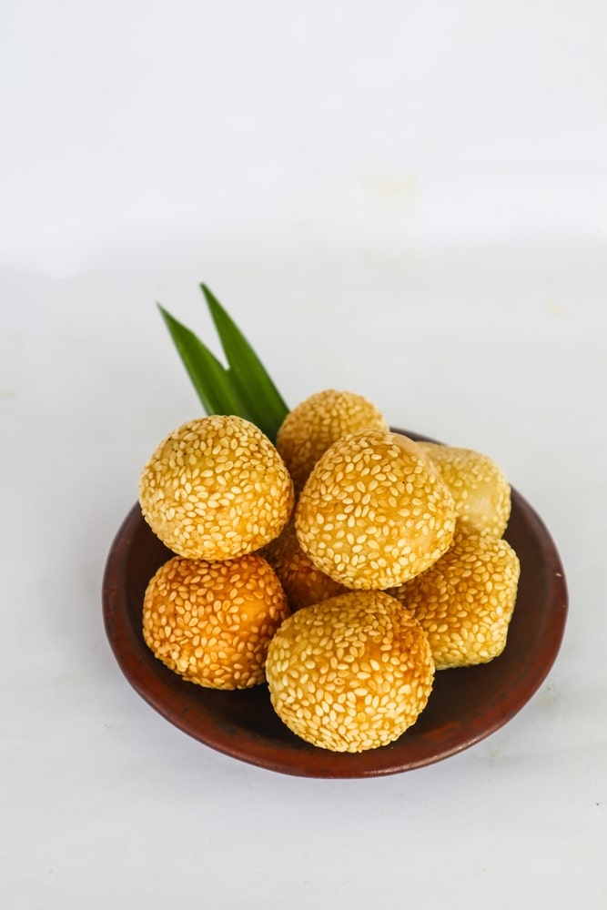  Sesame Ball Or Jian Dui Is Fried 