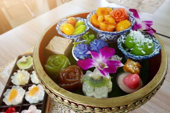 15 Easy Delicious Asian Desserts