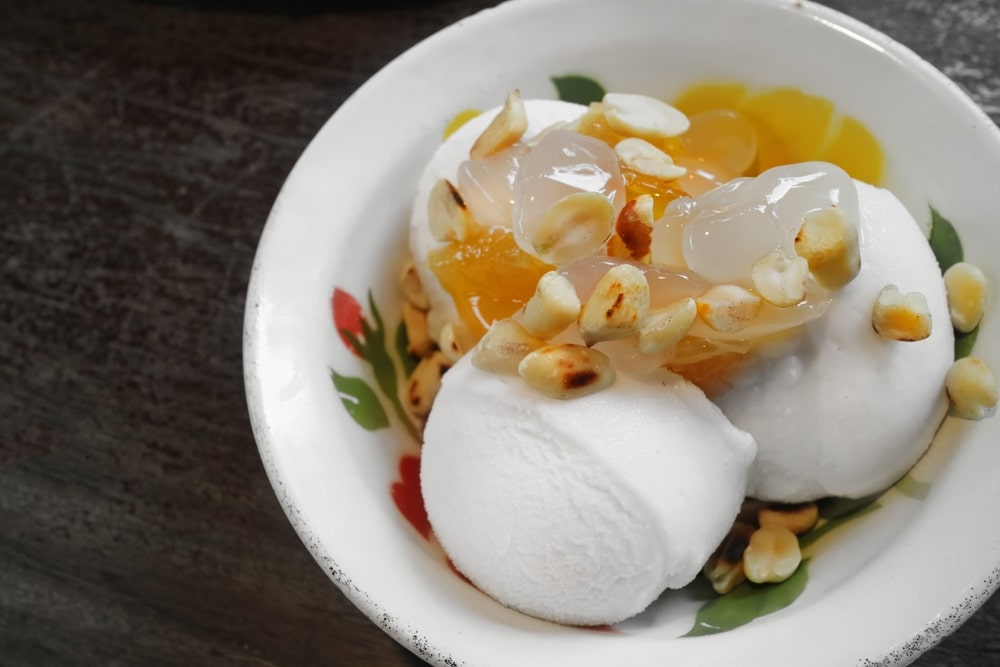 Thai Style Coconut Ice Cream Topping With Roasted Peanuts Sweet