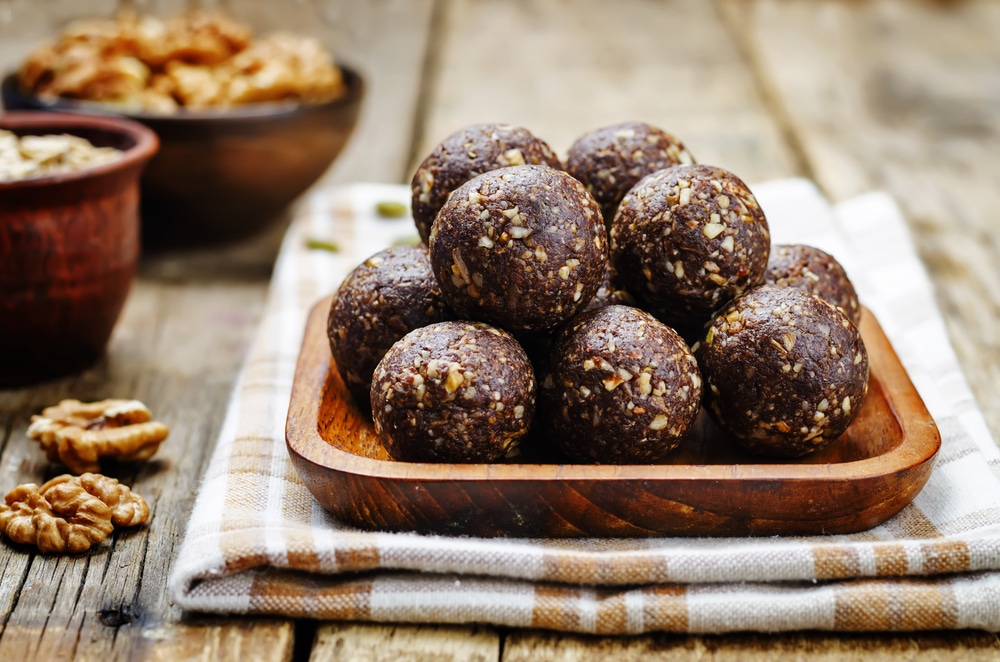 Dates Cocoa Coconut Oats Walnuts Raw Vegan Balls Toning Selective