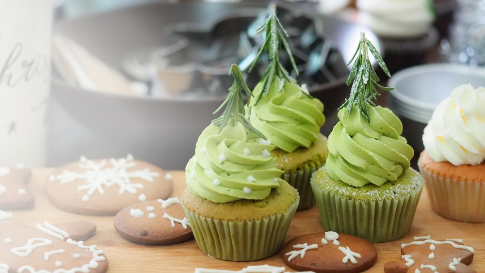 Matcha Green Tea Cupcake Decoration to Celebrate Christmas