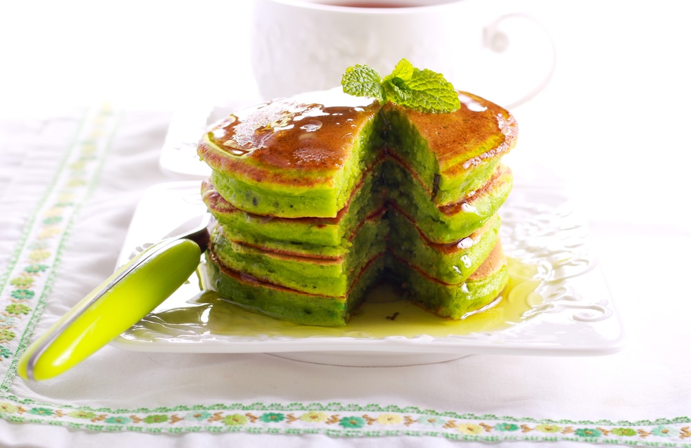 Matcha Green Tea Pancakes With Mint Sauce